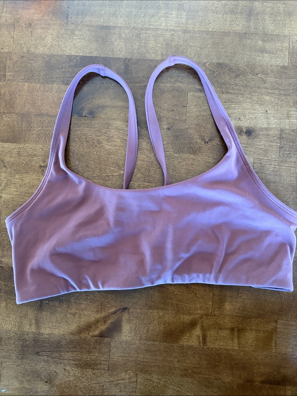 Vuori Yosemite Bra in light berry color
